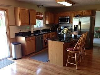 3rd image of 2340 Ziner Cir N