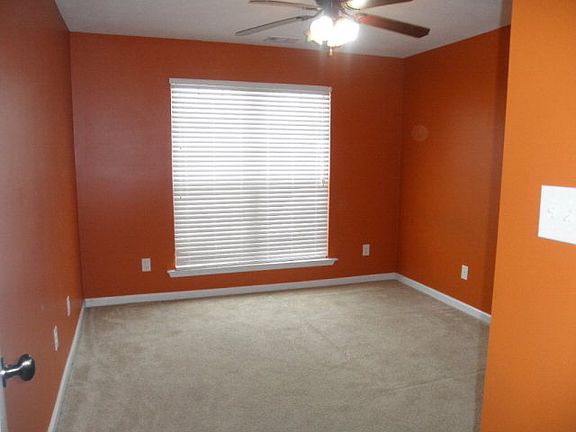 5th image of 3119 Alexandria Dr
