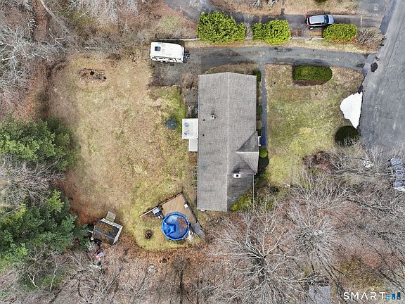 3rd image of 45 Dwight Road