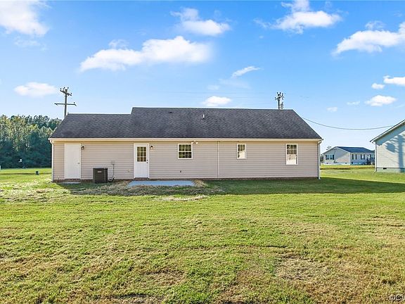 5th image of 29253 Meadowview Dr