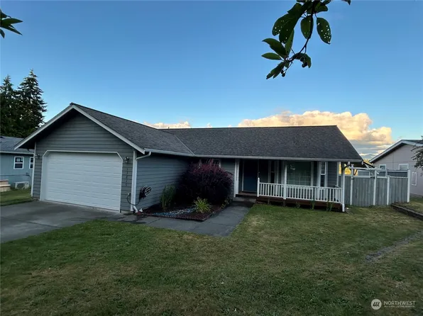 13815 E Prairie Ridge Drive E, Bonney Lake, WA 98391