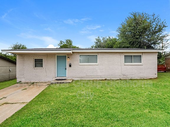 2nd image of 605 SW 15th St