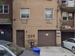 140-76 Burden Cres, Jamaica, NY 11435