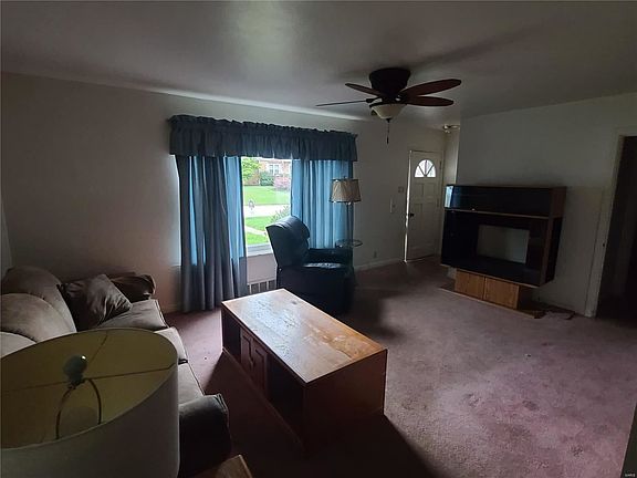 2nd image of 9131 Darlene Dr