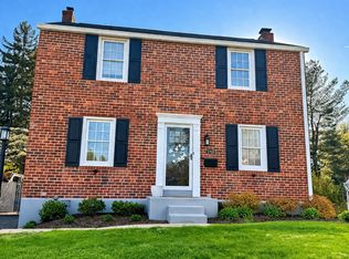 2708 Woodleigh Rd, Havertown, PA 19083
