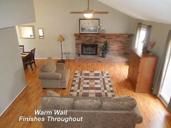 5th image of 1702 Woodhollow Dr
