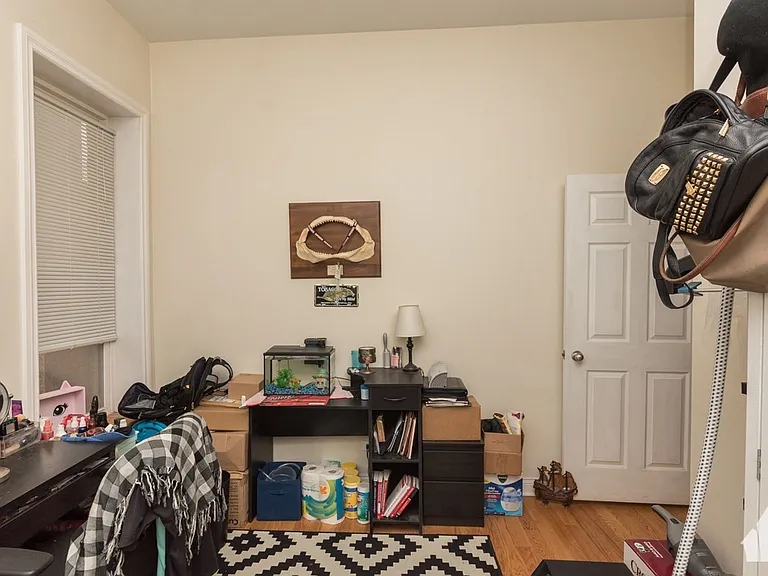 2703 W Thomas St #1F — Photo 10