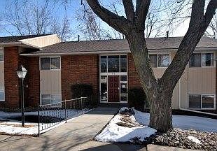 Pending: 801 E 15Th St Unit 6, Yankton, SD 57078
