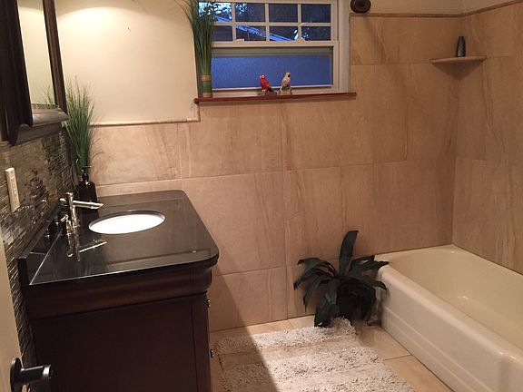 3rd image of 37404 Oak Ln