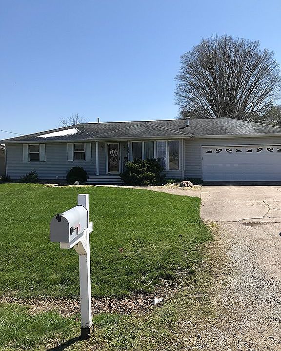 1st image of 132 N Walter Ave