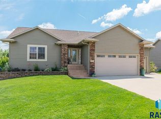 445 Ivy Rd, Tea, SD 57064