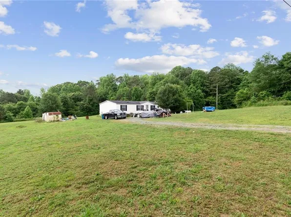 66 Tanners Bridge Rd, Bethlehem, GA 30620