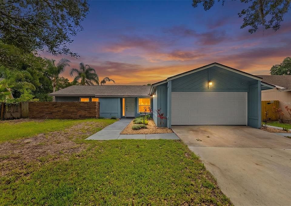 1st image of 15917 Country Farm Pl