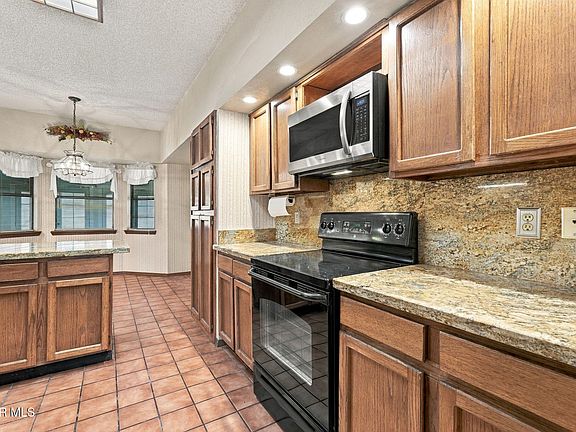 3rd image of 360 Rio Estancia Dr