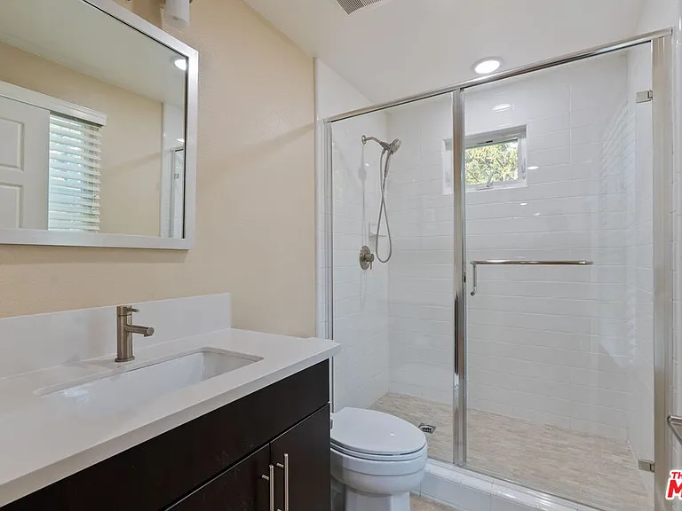 2780 N Wright Ln — Photo 41