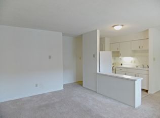 526 N Grant St #2B, Bloomington, IN 47408