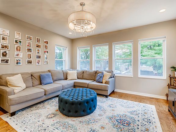 5th image of 5322 N Ludlam Ave