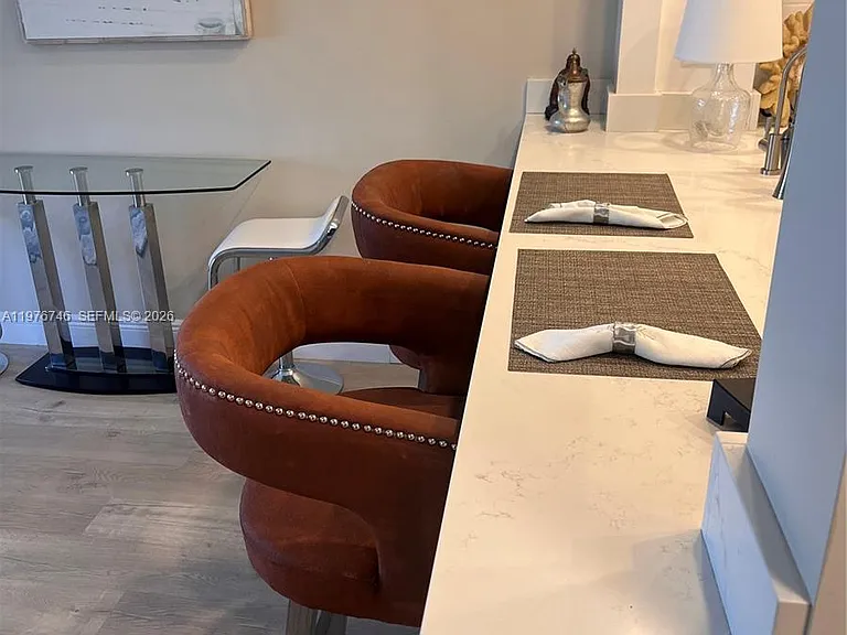 400 N Riverside Dr #410 — Photo 6