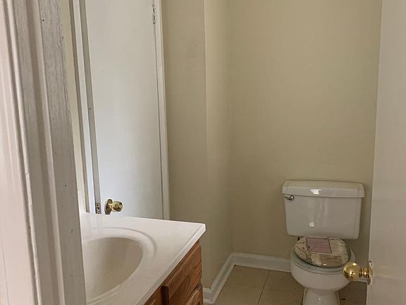 3rd image of 3754 Firethorne Dr #3754