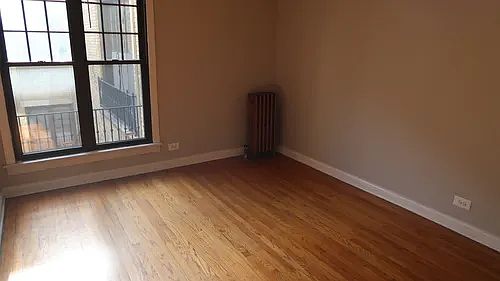 1st image of 6362 N Hermitage Ave #1
