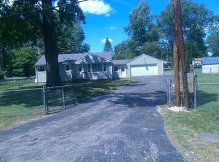 6237 Surrey Ln, Burton, MI 48519
