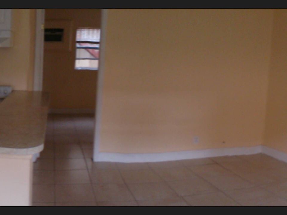 1st image of 101 NE 41st St #49C