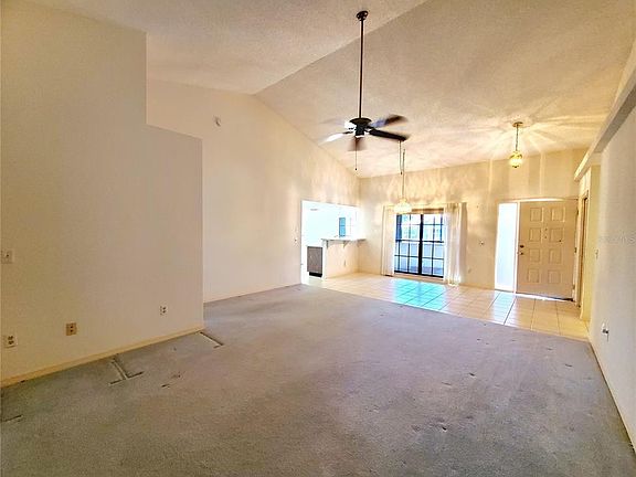 4th image of 2053 Villa Ter