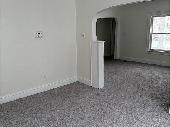5th image of 12711 Kadel Ave