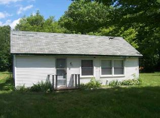 7258 Jordan Rd, Yale, MI 48097