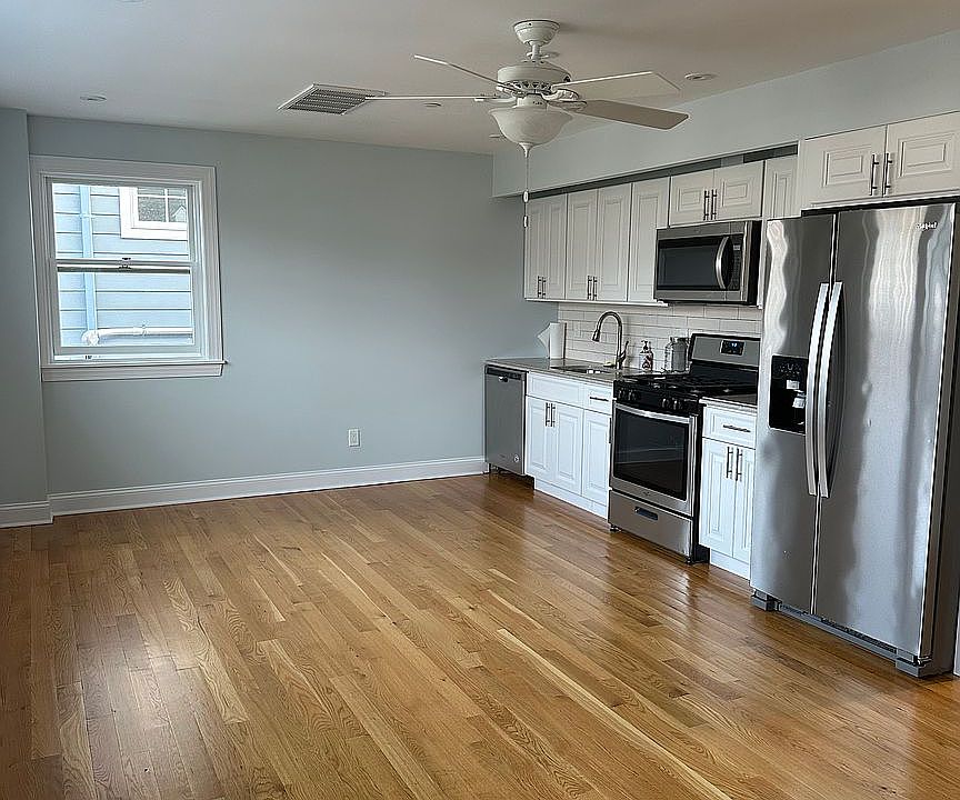 1st image of 431 Beach 130 St #3
