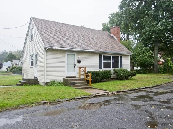 19 Lemay St, Chicopee, MA 01013