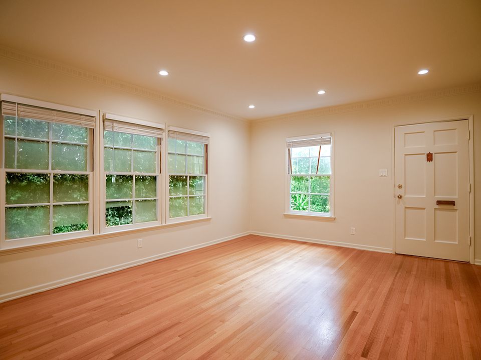 1st image of 10763 Massachusetts Ave #10763