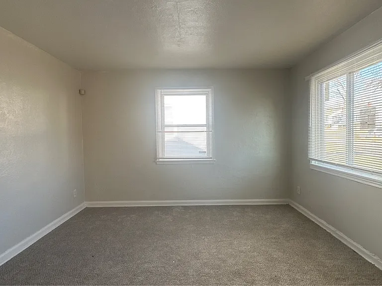 7426 Calvin Ave — Photo 12