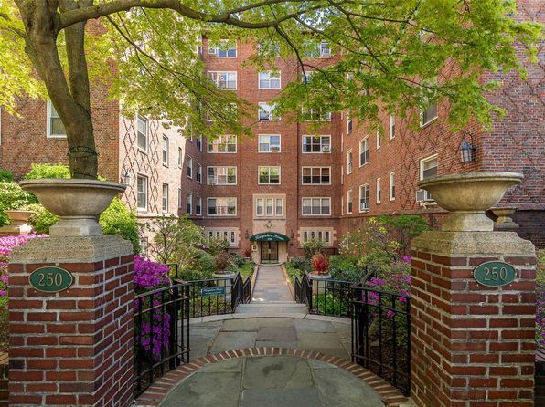 250 Bronxville Road #6B, Bronxville, NY 10708
