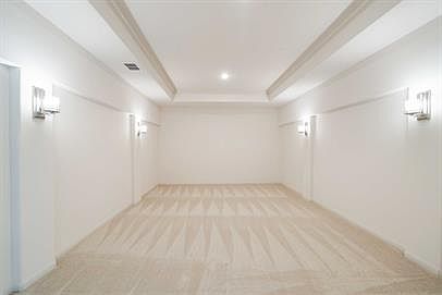 2nd image of 128 Baldovino Skyw