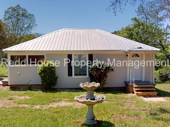 103 N Watkins St, New Brockton, AL 36351