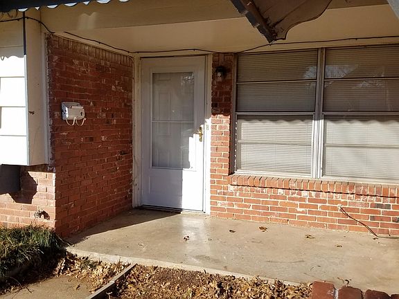 2nd image of 1501 Hampton Dr