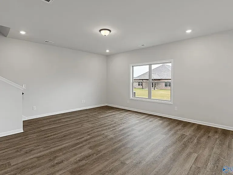 113 Striker Ln — Photo 10