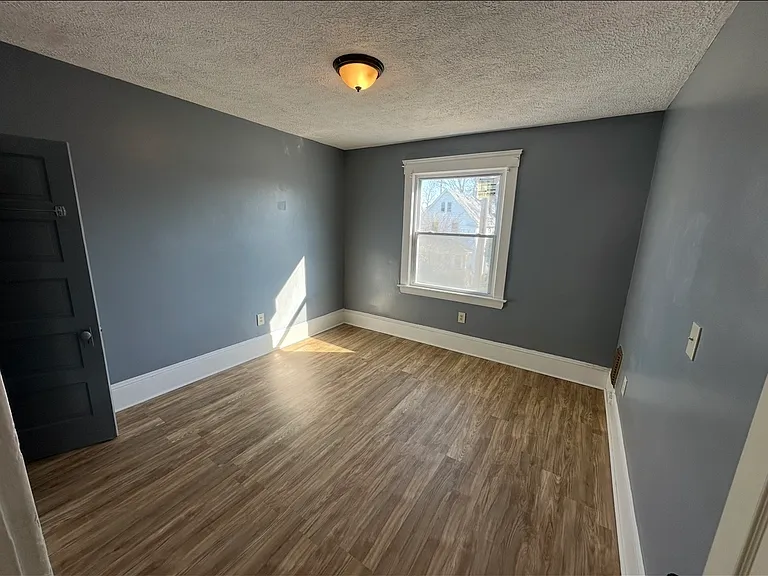 470 Arbor Rd — Photo 11