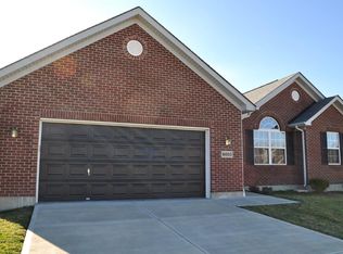 8053 Seabury Ct, West Chester, OH 45069