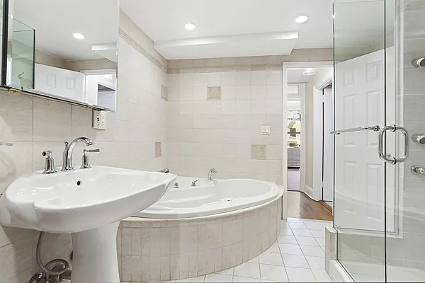 Sold by Compass | media 24