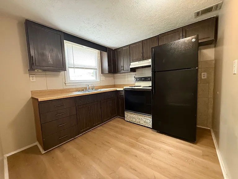 5035 Fletcher Ave. — Photo 8