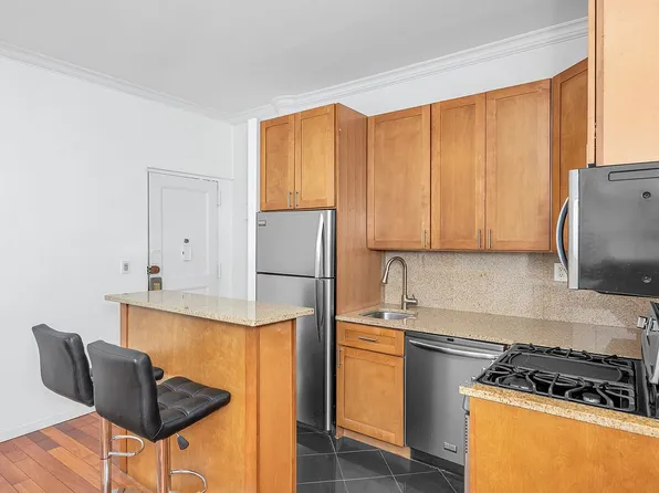 57 W 58th St APT 3H, New York, NY 10019