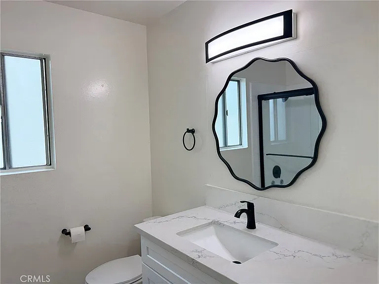 18657 Collins St #12A — Photo 7