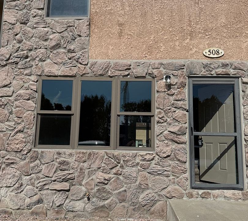 1st image of 508 W 42nd St