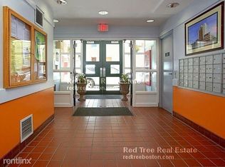 886 Washington St #608, Boston, MA 02111
