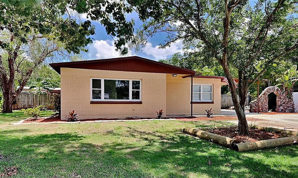 1st image of 5608 Gateway Dr