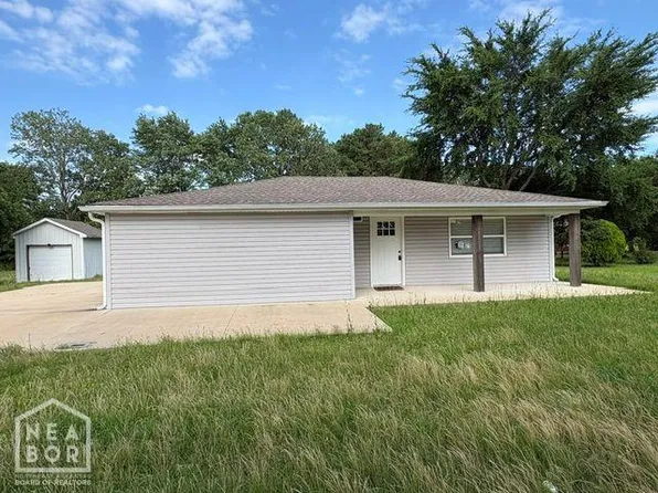5112 Richardson Dr, Jonesboro, AR 72404