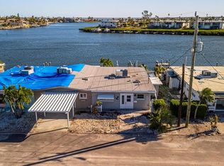 19 Seaside Ct, Holmes Beach, FL 34217