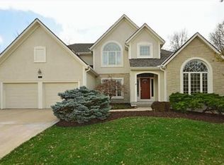 7811 NW Twilight Pl, Parkville, MO 64152